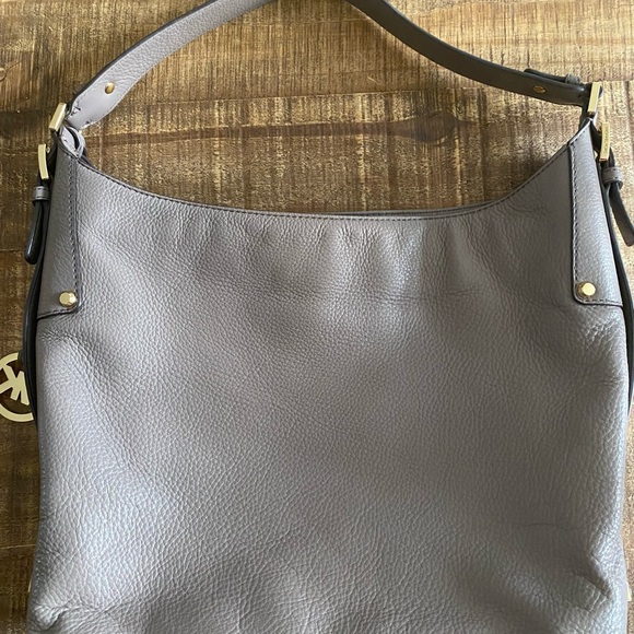 Michael Kors Gray bag. Pre-pwned. Regular wear. Please see pics. - Picture 2 of 4
